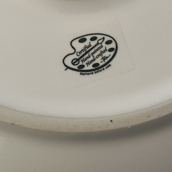 Temp-tations By Tara Dinner Plates 10.5" Pawfetti Set of 4 Paw Prints and Hearts - Picture 6 of 10